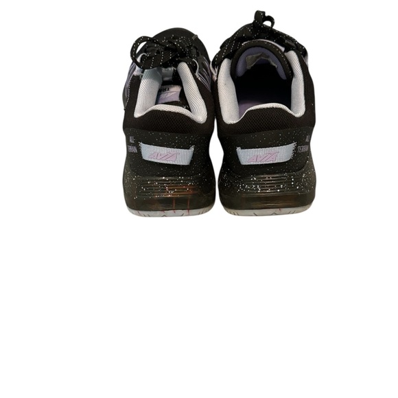 Women’s Avia Sneakers - Picture 5 of 10